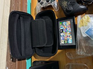 Nintendo Switch + Accesorios