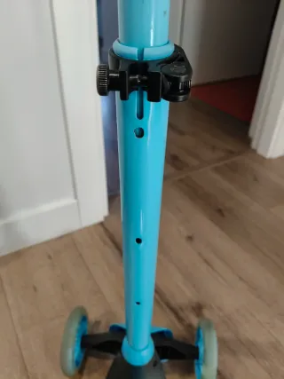 Patinete 3 Ruedas Azul Yvolution