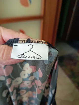 Vestido asimétrico estampado floral