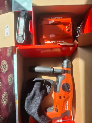 Hilti TE 2-22 con cargador y batería