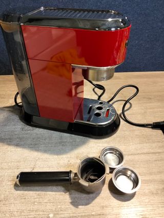 De'Longhi Dedica - Cafetera EC680.R