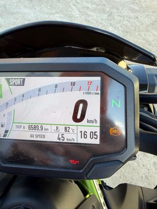 Kawasaki Z900 Negra y Verde (6.590km)