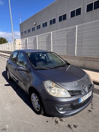 Renault Clio 2006