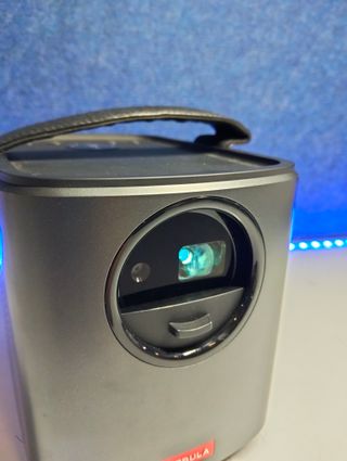 Proyector Anker Nebula Mars II 300 lúmenes HD 720p