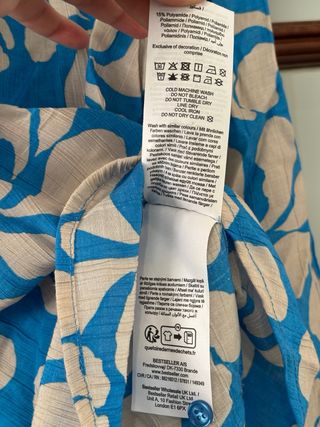 Camisa Vero Moda floral azul y beige Talla XS