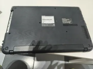 Portátil Toshiba Satellite C50D-B157 Negro