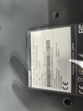 Portátil Toshiba Satellite C50D-B157 Negro