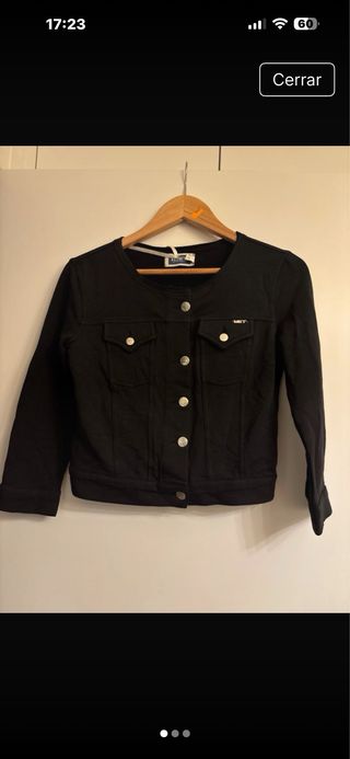Chaqueta MET negra corta