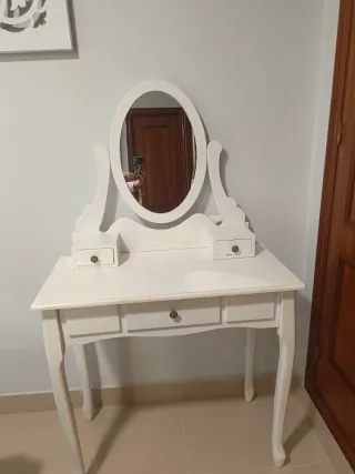 Tocador juvenil blanco con espejo ovalado