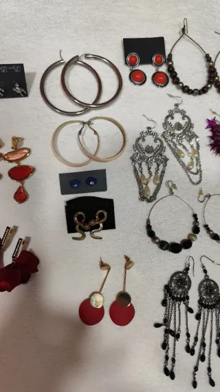 Lote de pendientes variados