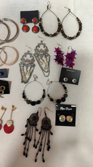Lote de pendientes variados