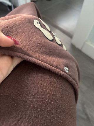 Chaqueta Bershka marrón y beige
