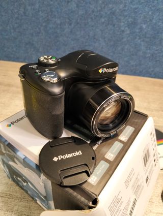 MarcaPolaroid Peso del producto350 Gramos Componentes incluidosCuerpo de la cámara y accesorios Nombre del modeloIX6038 Color de la películaColored Dispositivos compatiblesCámara Sensor de 20 Mp Z...