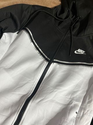 Conjunto Deportivo Nike Negro y Blanco