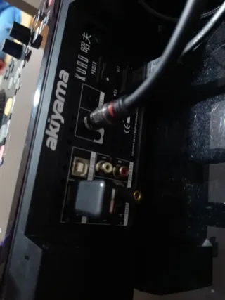 Akiyama Kuro CD Player USB