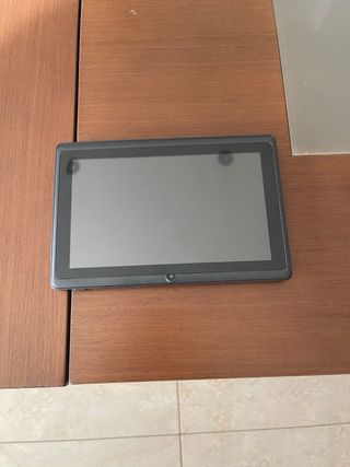 YARVIK Xenta 7c Tablet 7 Android 4.1