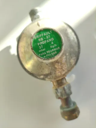 Caldera gas propano Ariston estanca