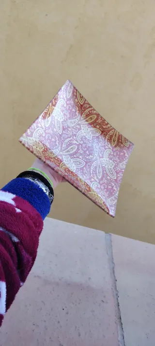 Vassoio in vetro decorato