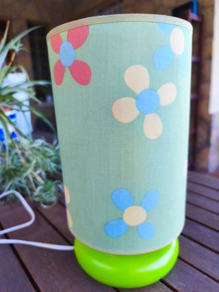 Lámpara infantil flores