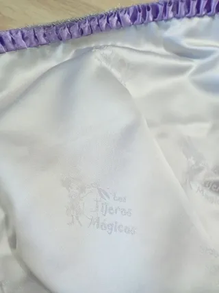 Falda regional bordada