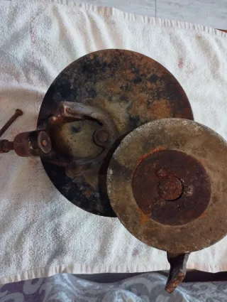 Máquina de afilar esmeriladora