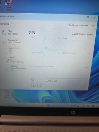 Ordenador portátil HP i3 ONCEAVA GENERACIÓN, 8RAM