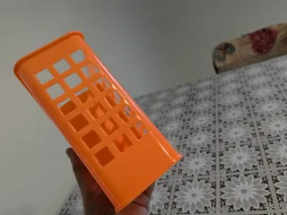 Cestino portaoggetti arancione