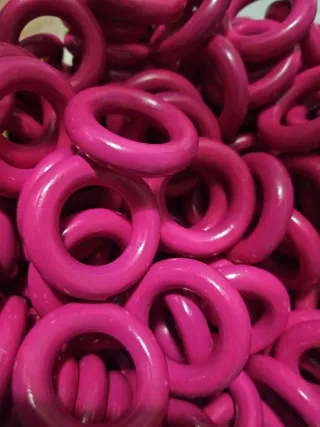 100 aros de madera fucsias