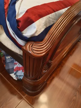 Dormitorio completo madera.