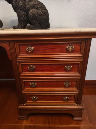 Dormitorio completo madera.