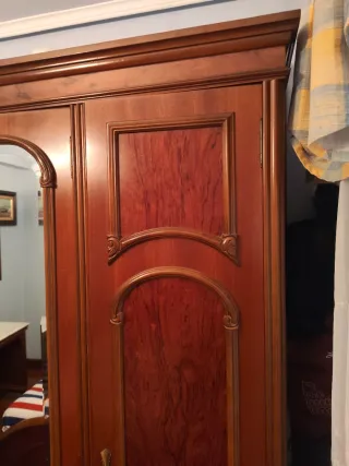 Dormitorio completo madera.