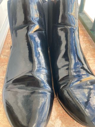 Botas charol negras