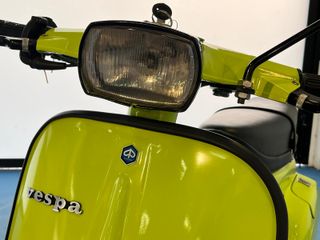 Vespa PK 75 Primavera Verde
