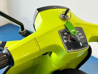 Vespa PK 75 Primavera Verde