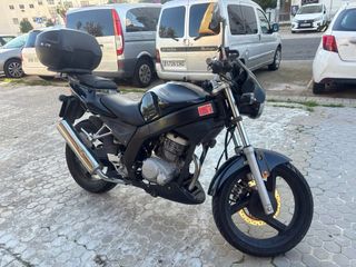 Daelim Roadwin 125 Carburación Negra