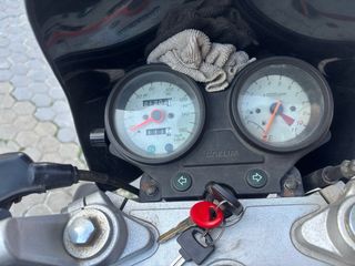 Daelim Roadwin 125 Carburación Negra