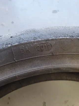 Neumático Dunlop Slick Moto2 120/75 R17