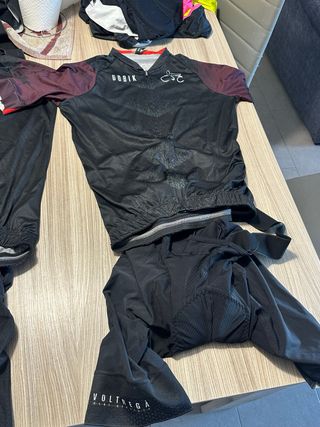 Maillot y culotte Gobik