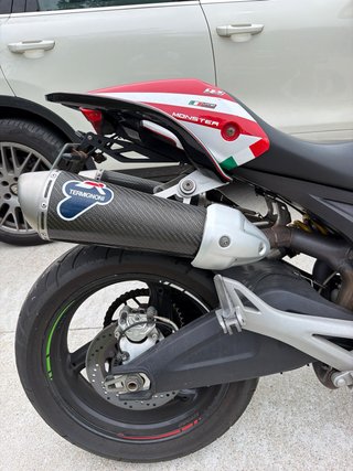 Ducati Monster 696 Plus ABS  Limitada Carnet A2!