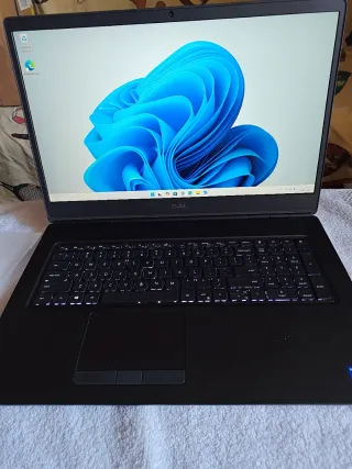 Dell Precision 7760 1TB SSD 64GB RAM