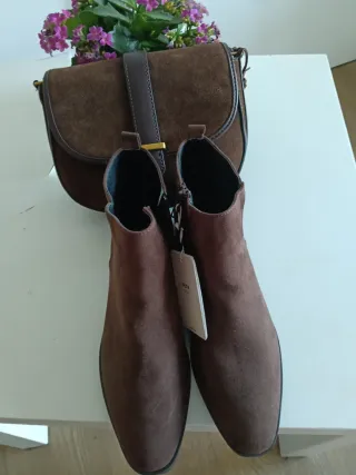 Botines de Piel Marrones