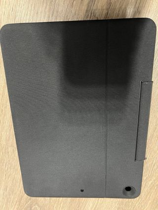 Funda Logitech Rugged Folio iPad 7/8/9