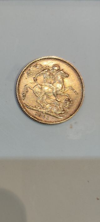 Moneda oro