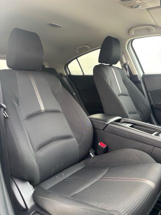 MAZDA 3 Black tech edition 2018 89000km Etiqueta C