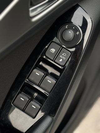 MAZDA 3 Black tech edition 2018 89000km Etiqueta C