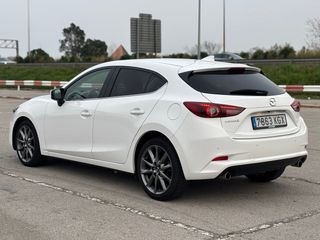 MAZDA 3 Black tech edition 2018 89000km Etiqueta C