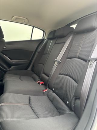 MAZDA 3 Black tech edition 2018 89000km Etiqueta C