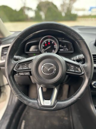 MAZDA 3 Black tech edition 2018 89000km Etiqueta C