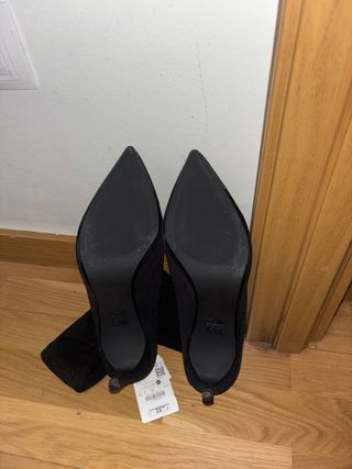 Botines de tacón negros