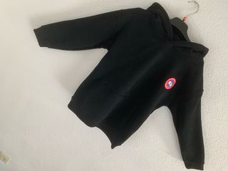 Sudadera Canada Goose Negra Logo Parche